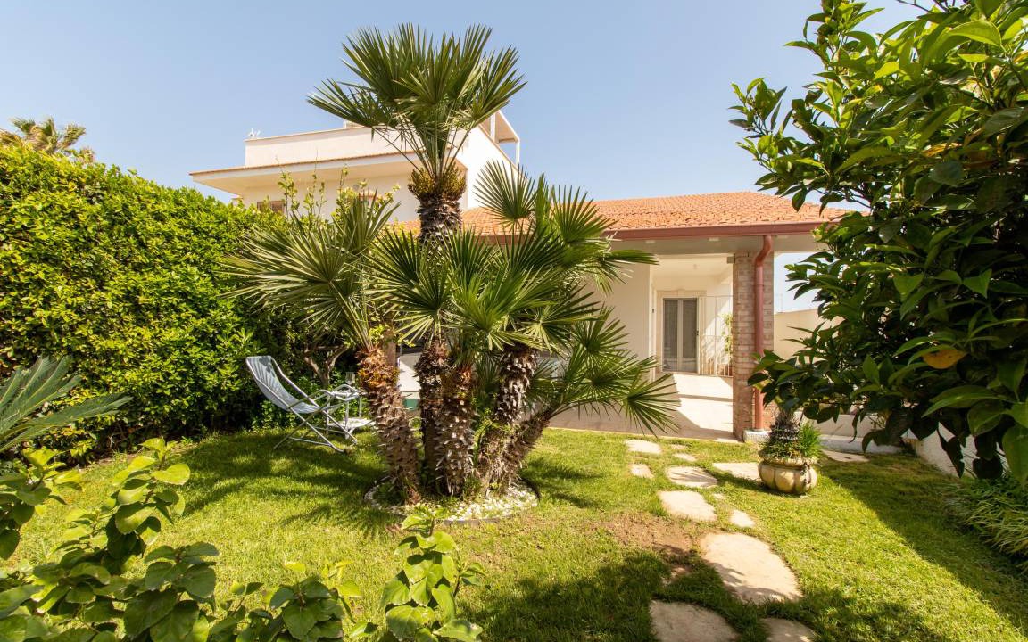 Santa Maria del Focallo Villa | 100 m² Villa ∙ 2 bedrooms ∙ 5 guests