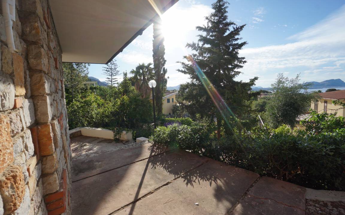 Torre Colonna-sperone Villa | 100 m² Villa ∙ 3 bedrooms ∙ 8 guests