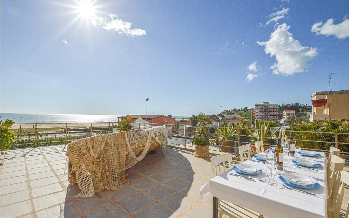 Porto Empedocle Apartment | 100 m² Apartment ∙ 3 bedrooms ∙ 6 guests