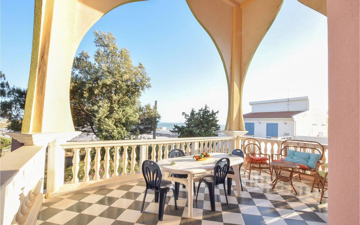 Scoglitti Apartment | 100 m² Apartment ∙ 3 bedrooms ∙ 5 guests