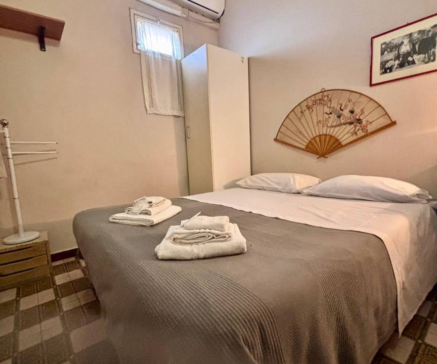 Scillichenti House | 100 m² House ∙ 4 bedrooms ∙ 11 guests