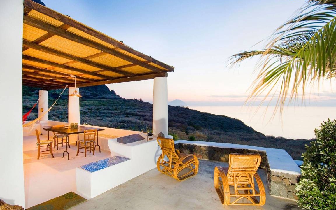 Pollara Villa | 100 m² Villa ∙ 2 bedrooms ∙ 4 guests