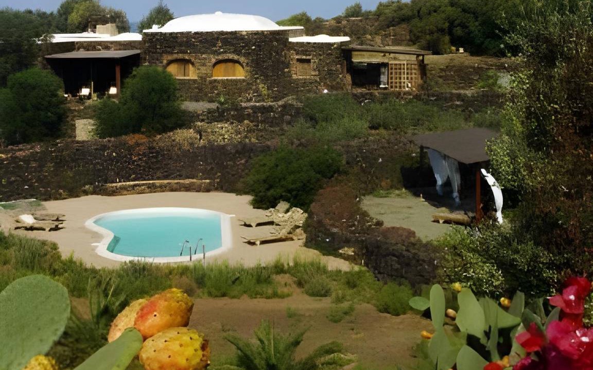 Pantelleria House | 108 m² House ∙ 3 bedrooms ∙ 127 guests
