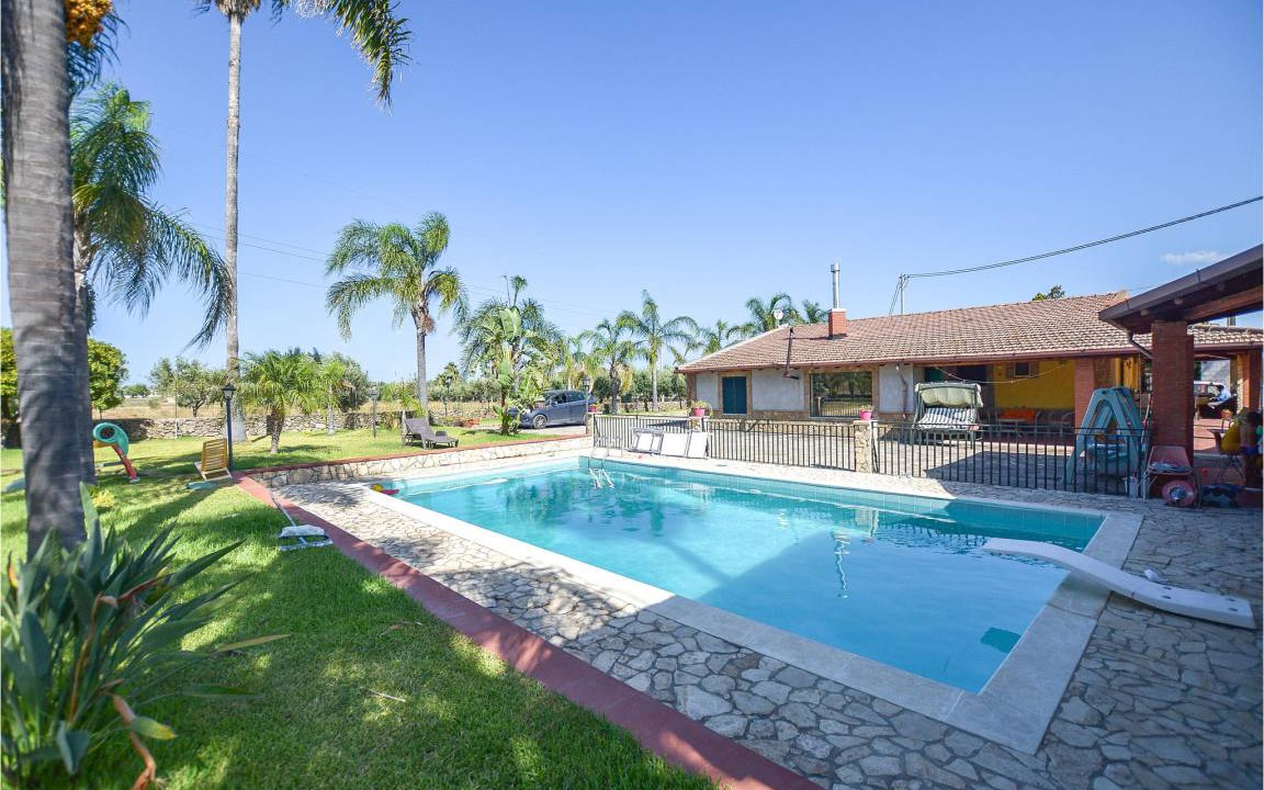 Melilli House | 110 m² House ∙ 3 bedrooms ∙ 7 guests