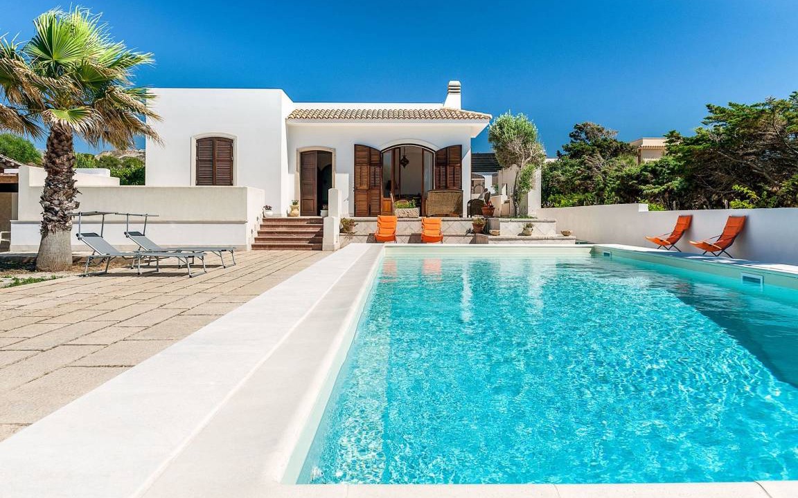 Cornino Villa | 110 m² Villa ∙ 3 bedrooms ∙ 6 guests