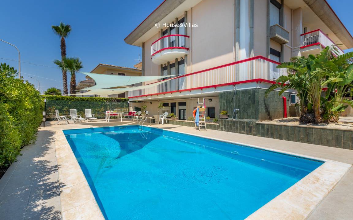 Avola Apartment | 120 m² Apartment ∙ 3 bedrooms ∙ 6 guests