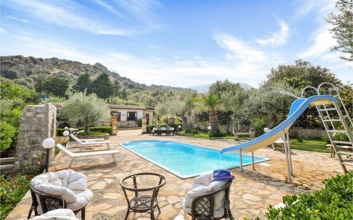 Termini Imerese House | 120 m² House ∙ 3 bedrooms ∙ 6 guests