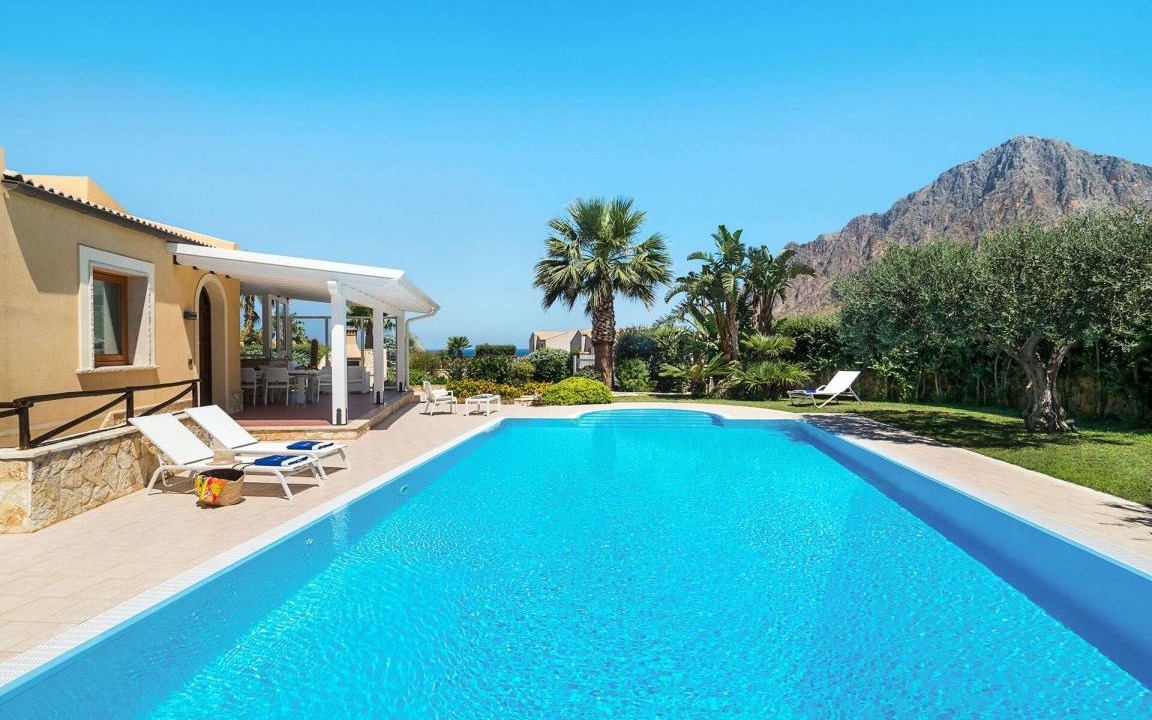 Custonaci Villa | 120 m² Villa ∙ 3 bedrooms ∙ 6 guests