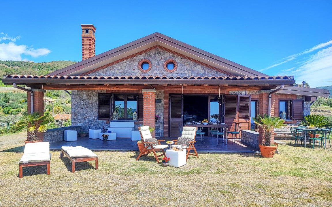 Graniti House | 130 m² House ∙ 2 bedrooms ∙ 6 guests