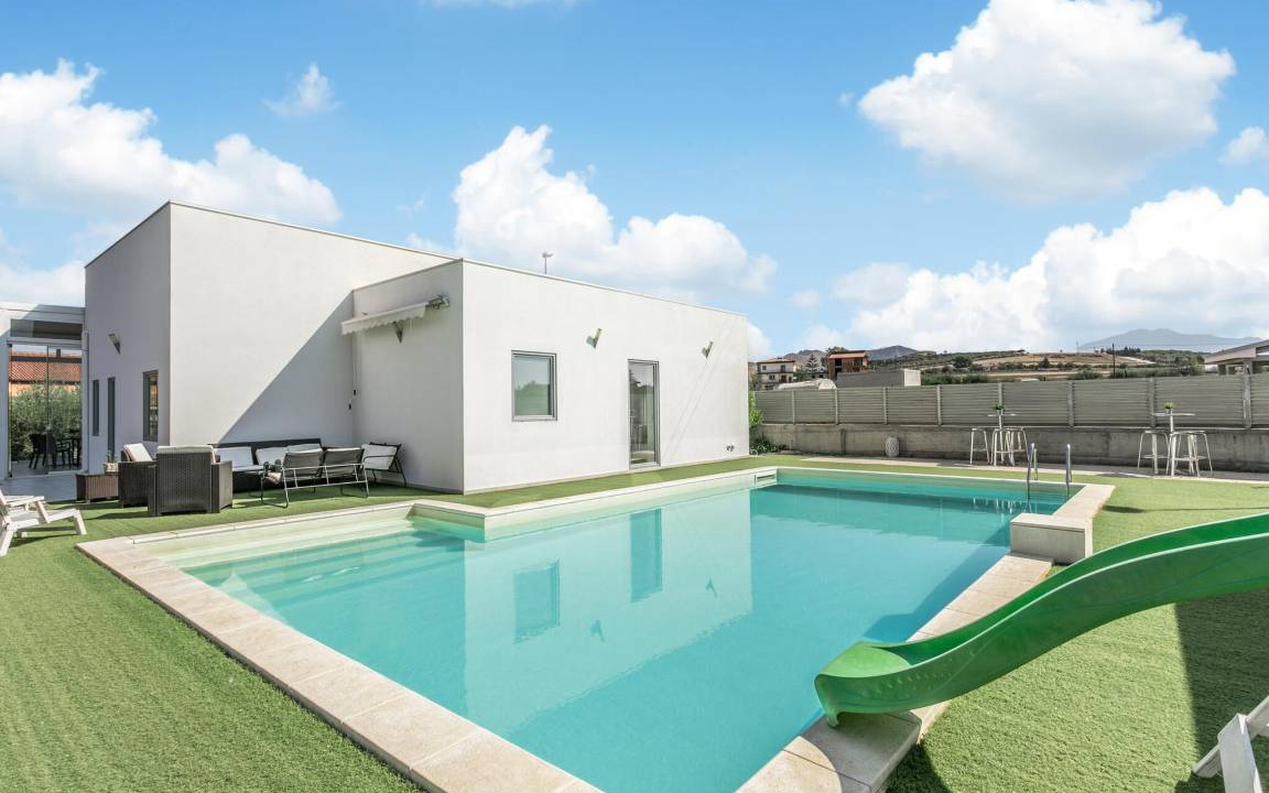 Catenanuova House | 130 m² House ∙ 3 bedrooms ∙ 6 guests