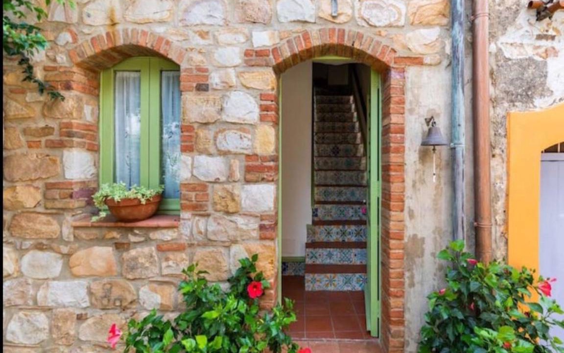 Sant'Ambrogio House | 130 m² House ∙ 4 bedrooms ∙ 8 guests