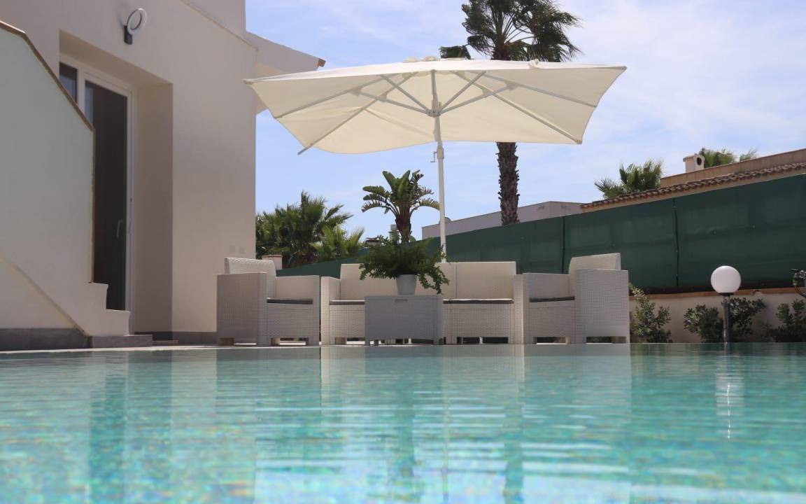 Tre Fontane House | 140 m² House ∙ 3 bedrooms ∙ 6 guests