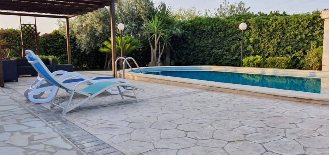 Noto Villa | 140 m² Villa ∙ 4 bedrooms ∙ 9 guests