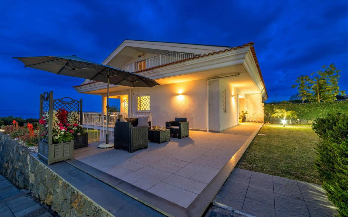 Aci Catena House | 150 m² House ∙ 3 bedrooms ∙ 6 guests
