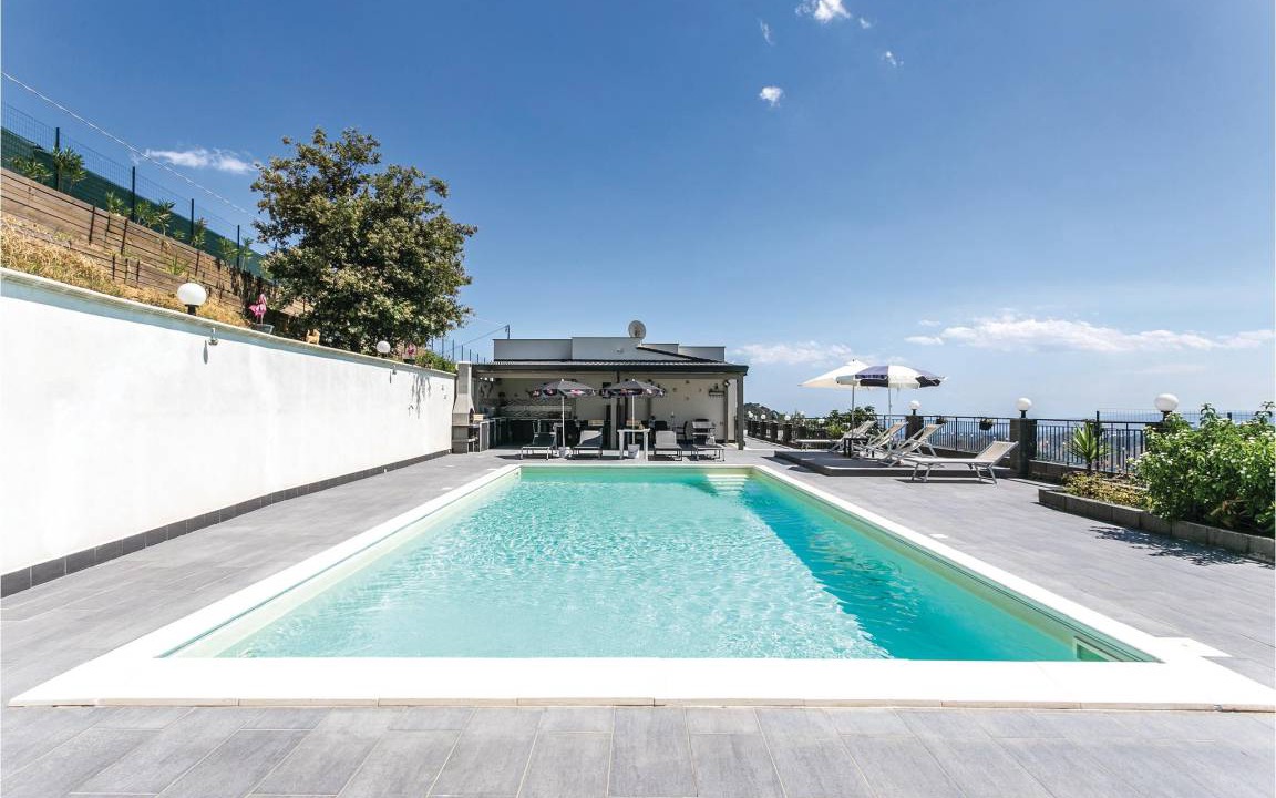 Gaggi House | 150 m² House ∙ 4 bedrooms ∙ 10 guests