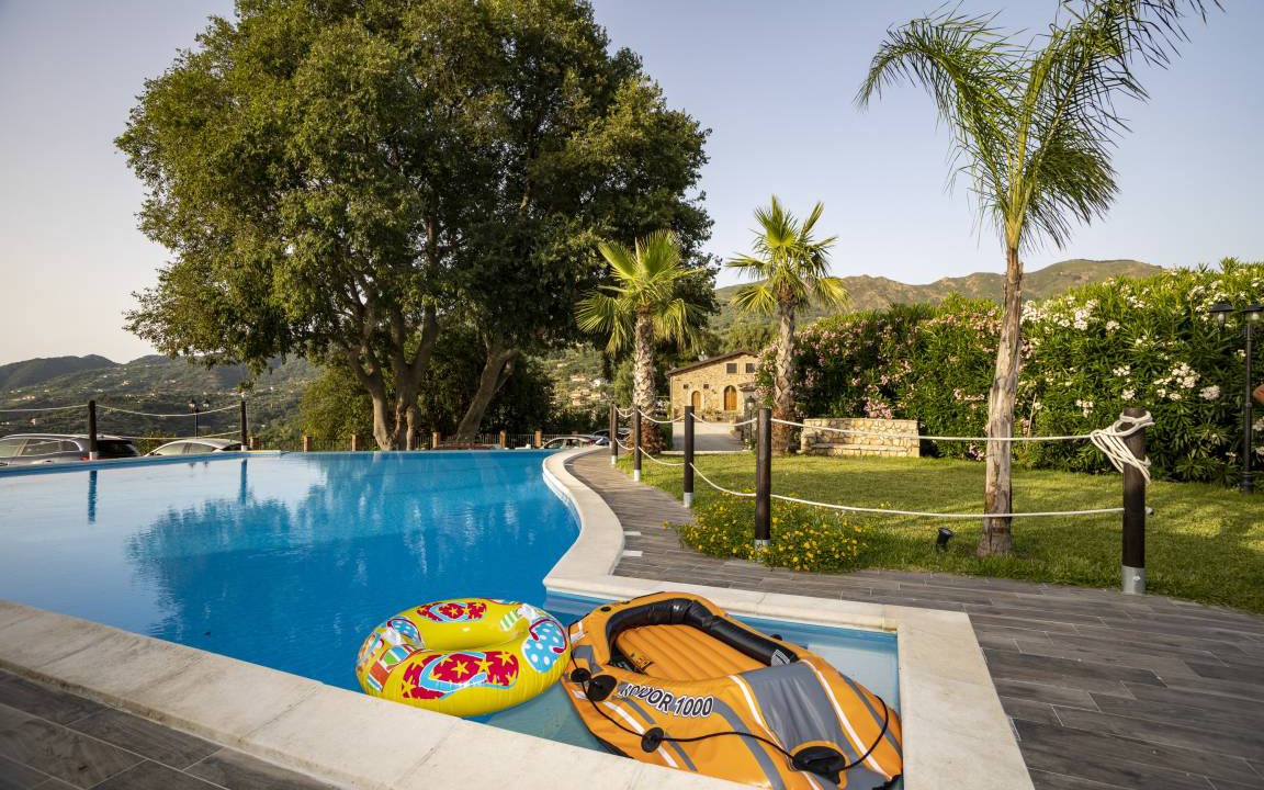 Sant'Angelo di Brolo Villa | 150 m² Villa ∙ 3 bedrooms ∙ 9 guests