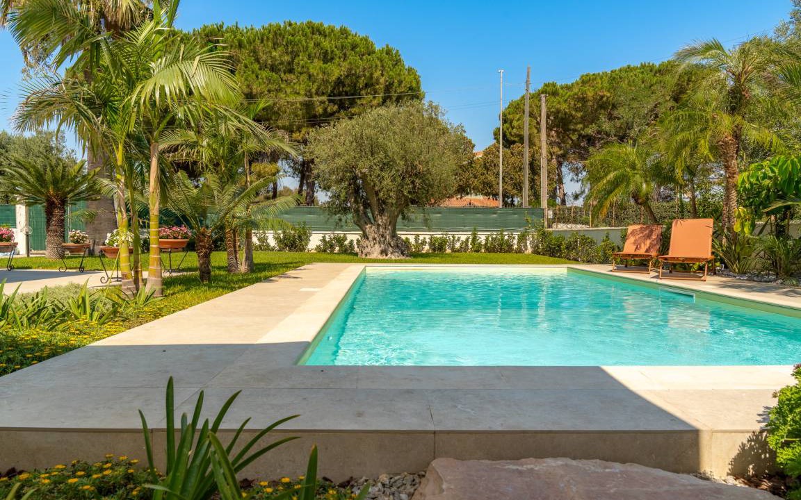 Arenella Villa | 150 m² Villa ∙ 4 bedrooms ∙ 10 guests