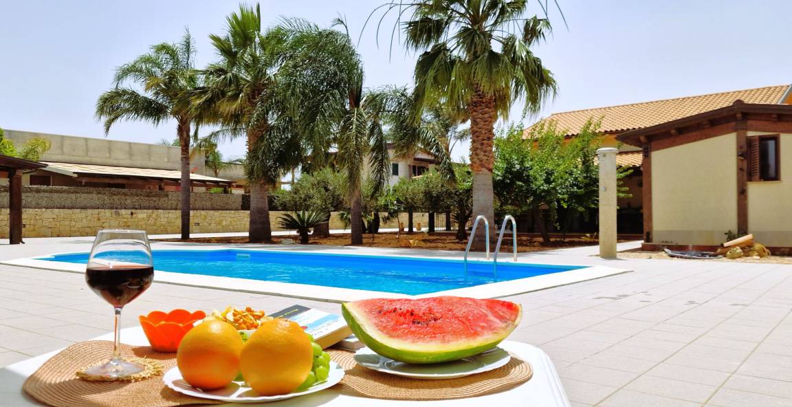 Alcamo Marina Villa | 150 m² Villa ∙ 5 bedrooms ∙ 11 guests