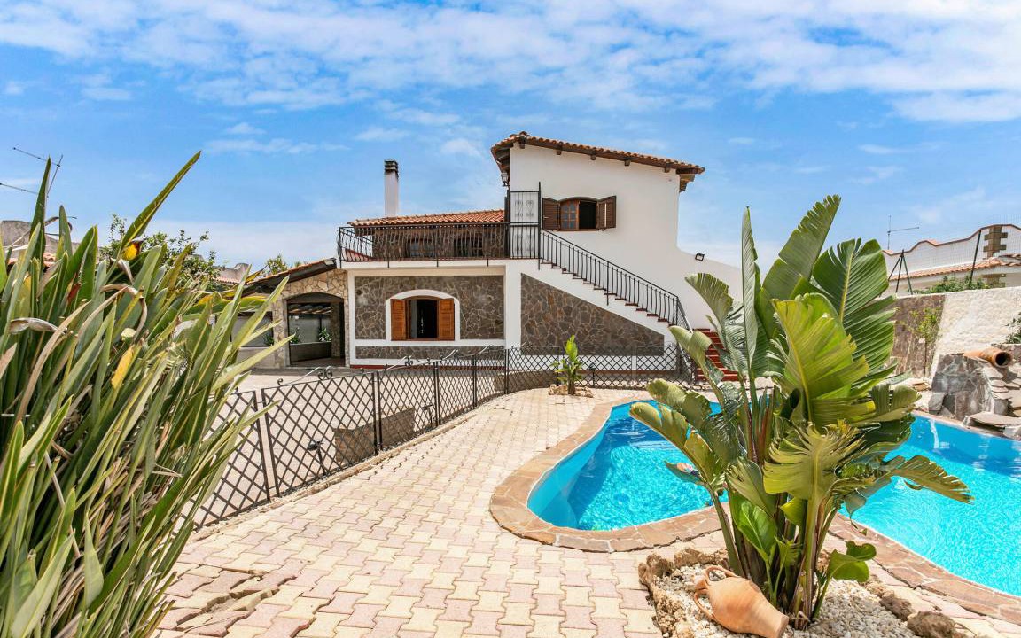 Fanusa House | 160 m² House ∙ 3 bedrooms ∙ 8 guests