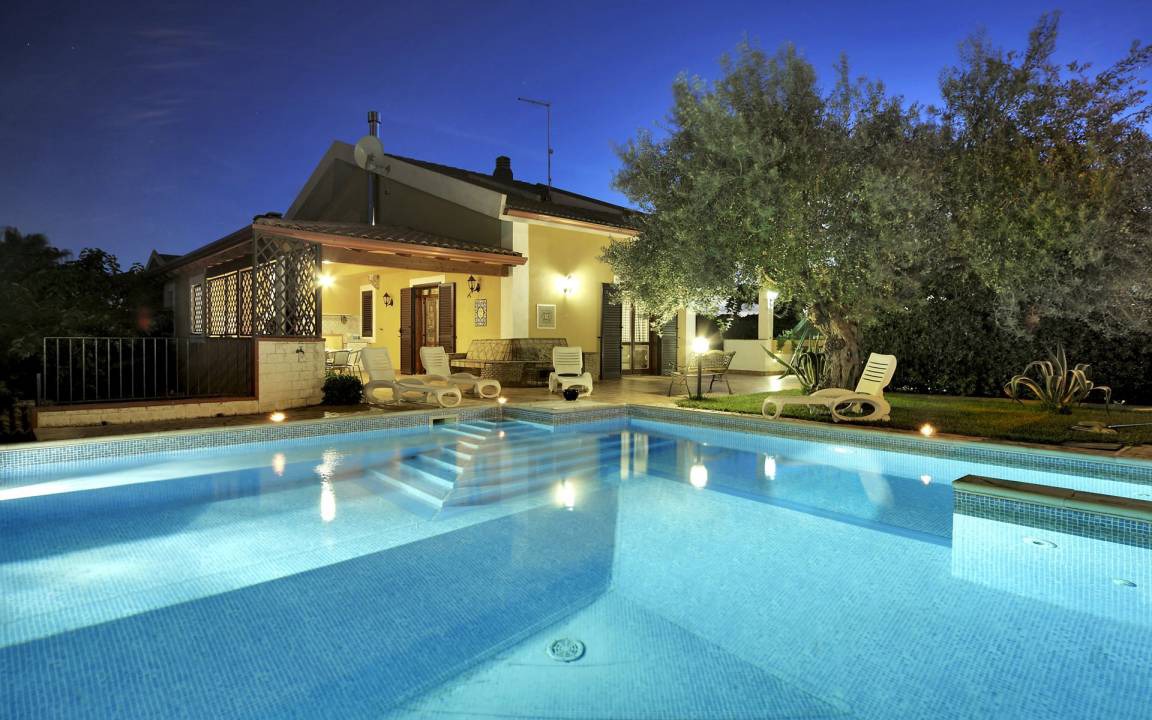 Marina di Ragusa Villa | 160 m² Villa ∙ 4 bedrooms ∙ 8 guests