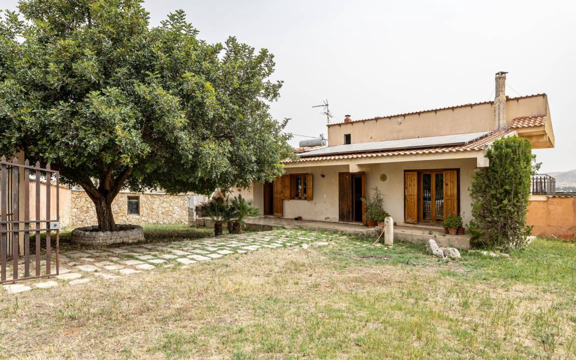 Barco House | 170 m² House ∙ 2 bedrooms ∙ 6 guests