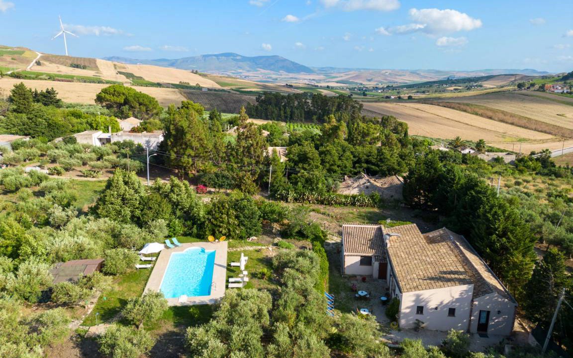 Buseto Palizzolo House | 180 m² House ∙ 1 bedroom ∙ 10 guests