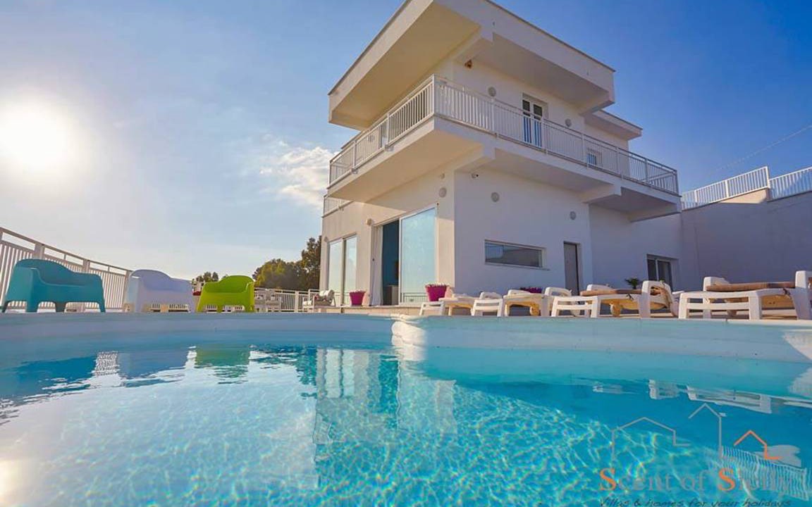 Favara Villa | 180 m² Villa ∙ 3 bedrooms ∙ 6 guests