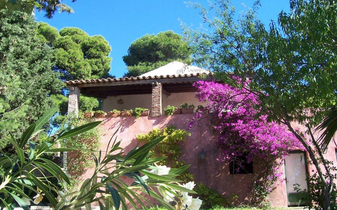Mockarta House | 190 m² House ∙ 3 bedrooms ∙ 8 guests
