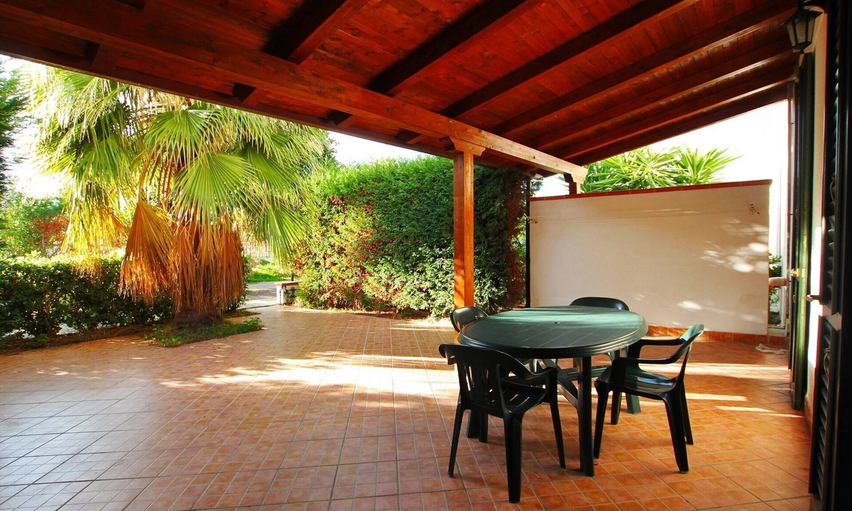 Contrada Pistavecchia 2 Apartment | 2 Bedrooms Modern Apartments by the SEA, Wi-Fi, A/C, Terrace, Pool available