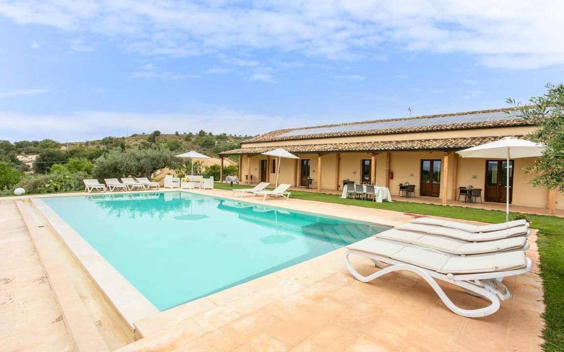 Chiaramonte Gulfi House | 200 m² House ∙ 7 bedrooms ∙ 14 guests