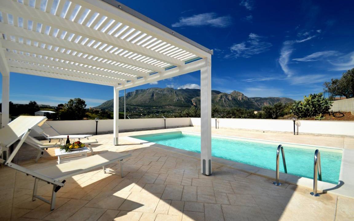 Alcamo House | 200 m² House ∙ 3 bedrooms ∙ 8 guests