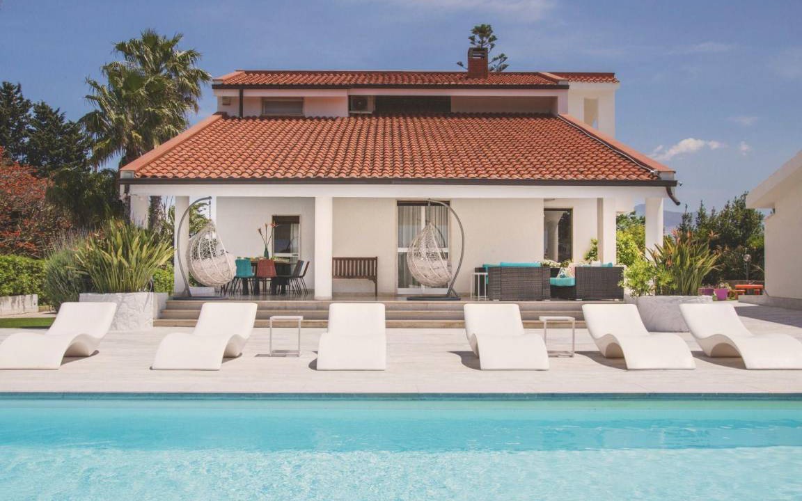 Partinico House | 200 m² House ∙ 6 bedrooms ∙ 14 guests