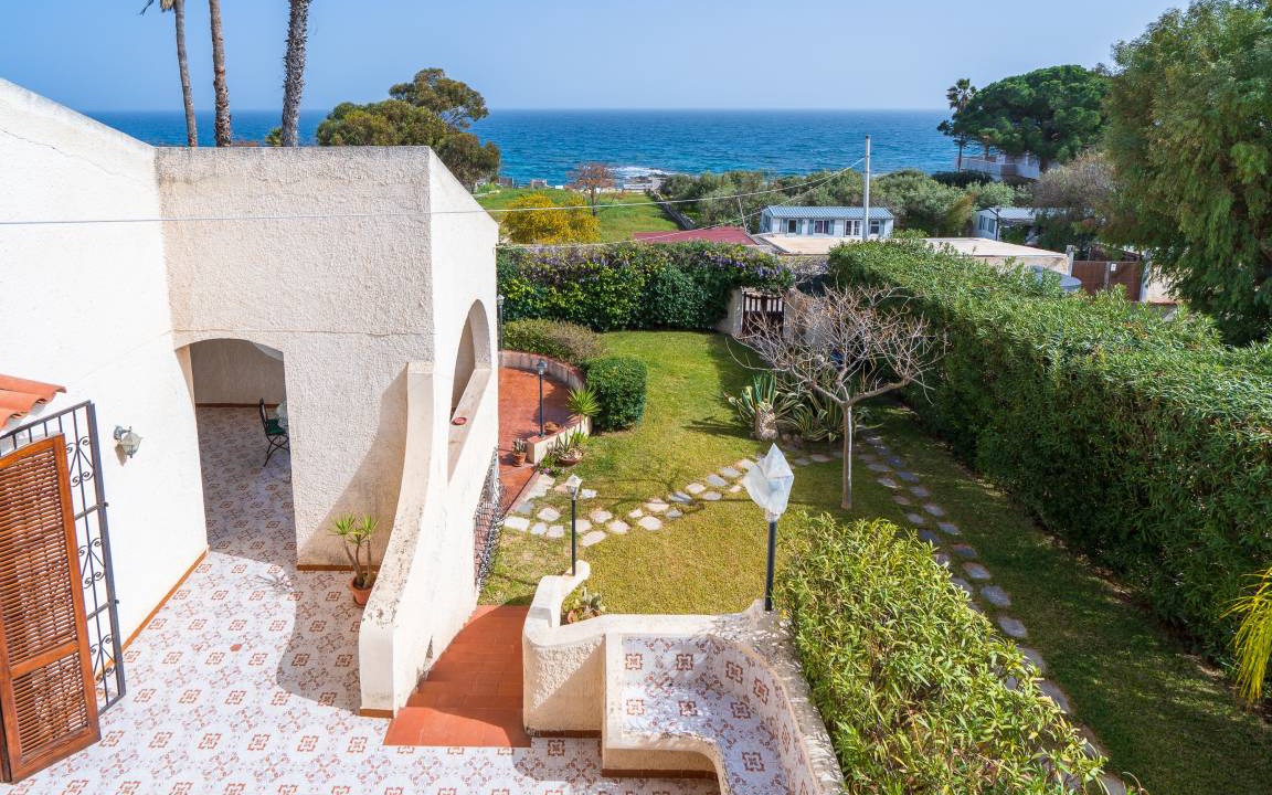 Fontane Bianche Villa | 200 m² Villa ∙ 4 bedrooms ∙ 8 guests