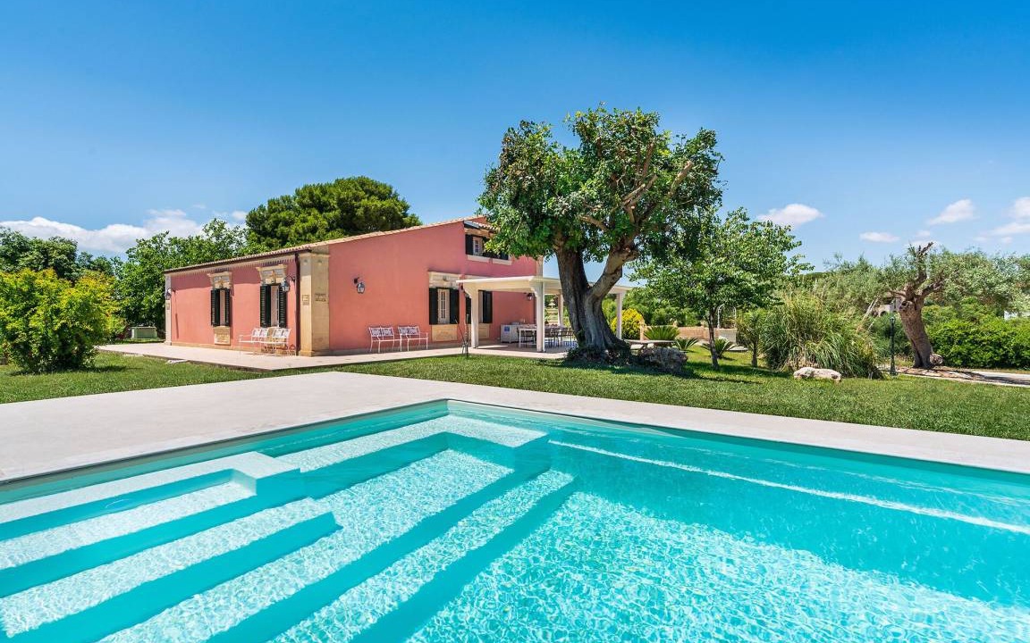 Fontane Bianche Villa | 200 m² Villa ∙ 4 bedrooms ∙ 6 guests