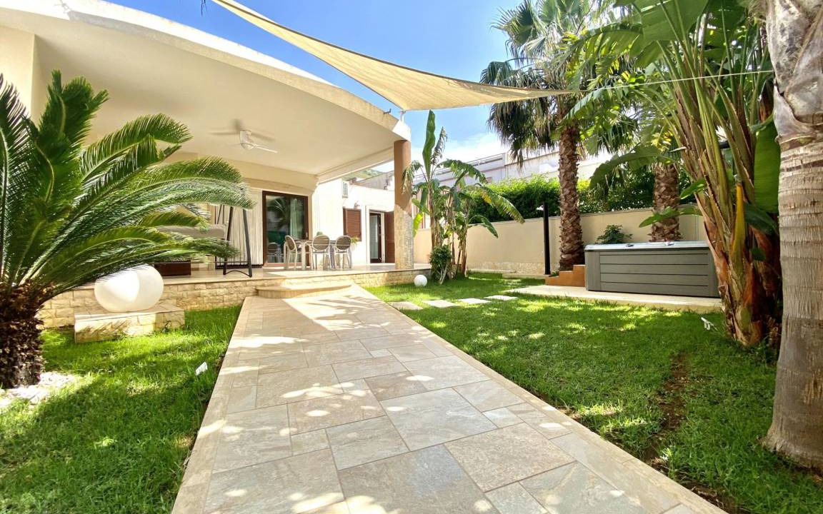 Alcamo Villa | 200 m² Villa ∙ 3 bedrooms ∙ 8 guests