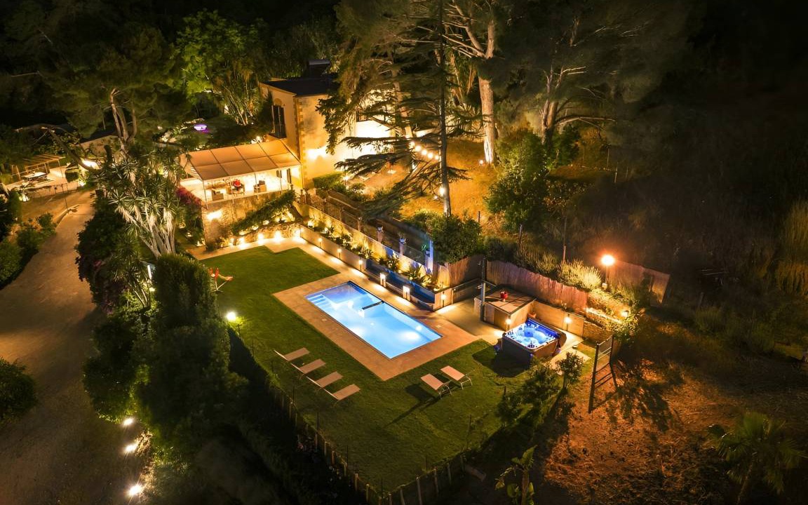 Alcamo Villa | 200 m² Villa ∙ 4 bedrooms ∙ 12 guests