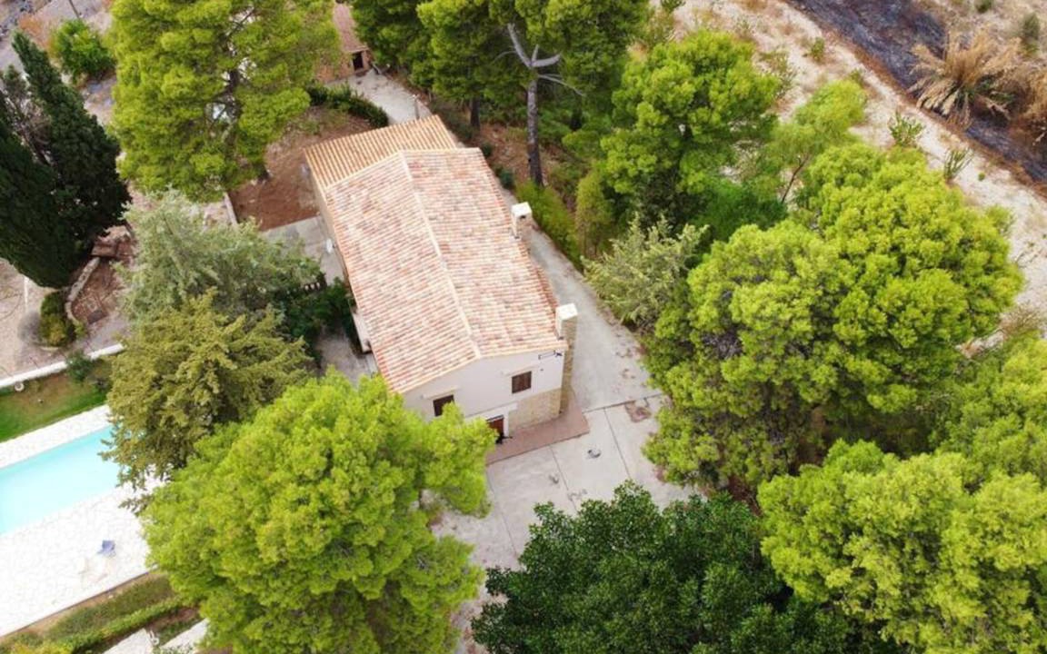 Salemi Villa | 200 m² Villa ∙ 4 bedrooms ∙ 8 guests