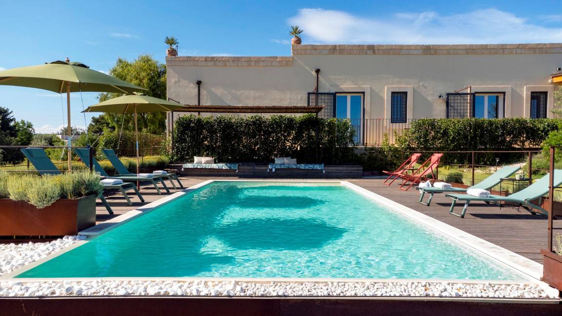 Noto Villa | 200 m² Villa ∙ 5 bedrooms ∙ 10 guests