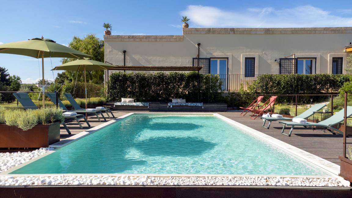 Noto Villa | 200 m² Villa ∙ 5 bedrooms ∙ 10 guests