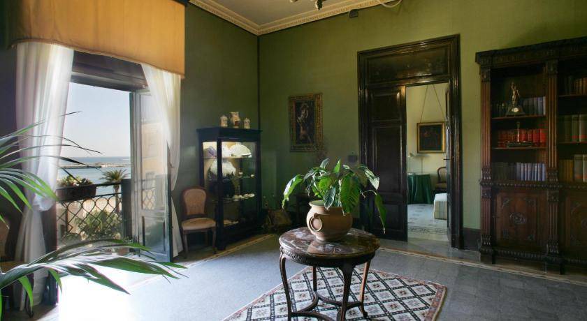 Trapani City Centre Bed & Breakfast | 24 m² Bed and breakfast ∙ 4 guests