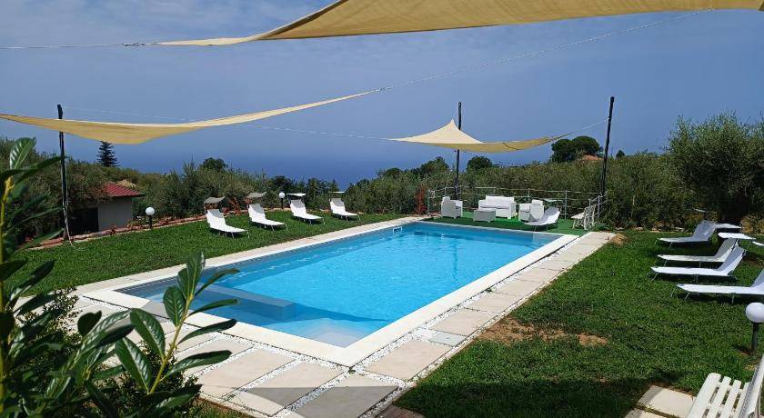 Naso Apartment | 240 m² Apartment ∙ 5 bedrooms ∙ 14 guests