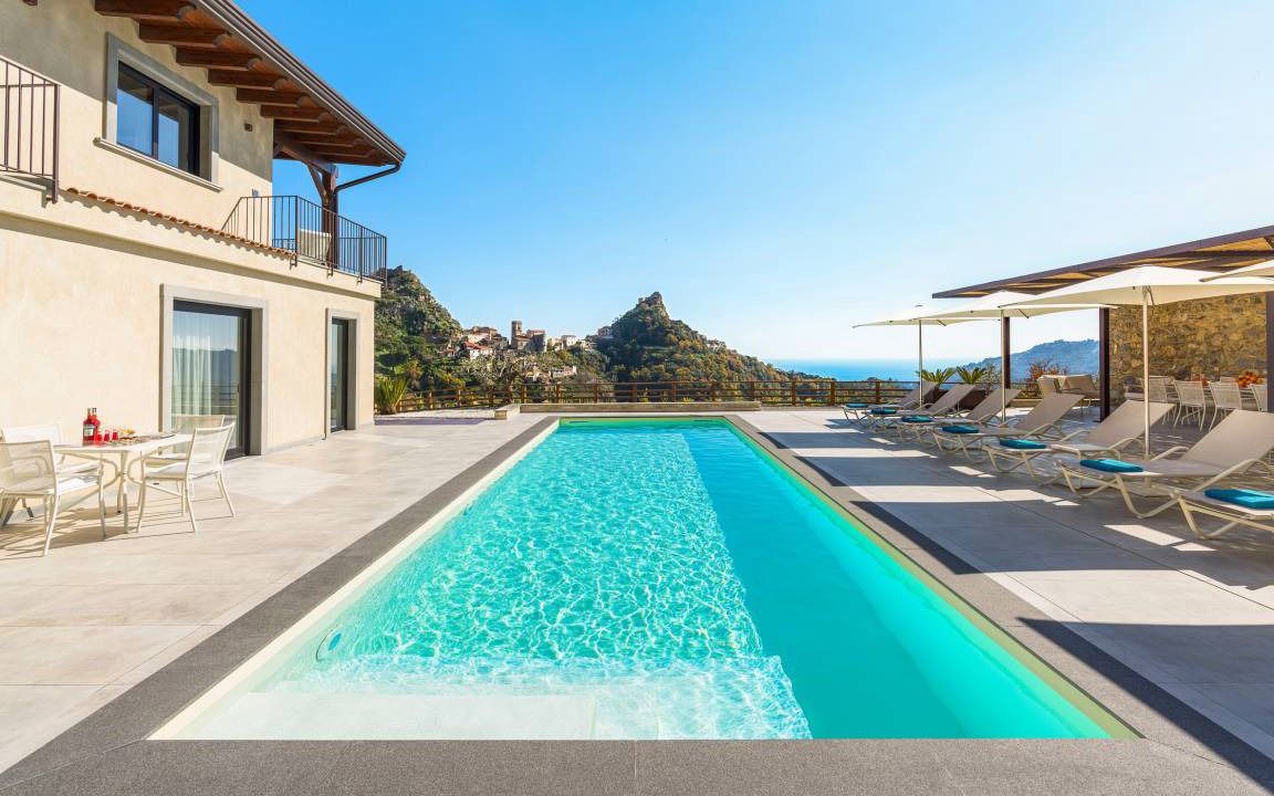 Savoca Villa | 240 m² Villa ∙ 5 bedrooms ∙ 10 guests