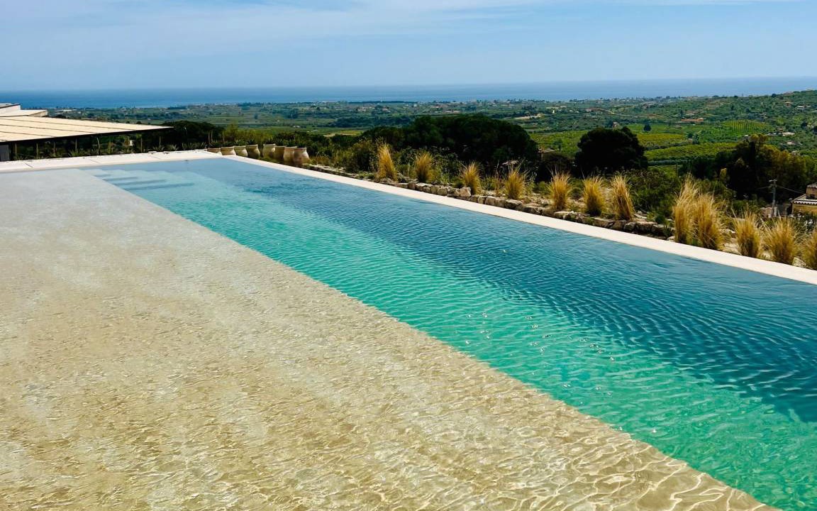 Avola Villa | 250 m² Villa ∙ 3 bedrooms ∙ 6 guests
