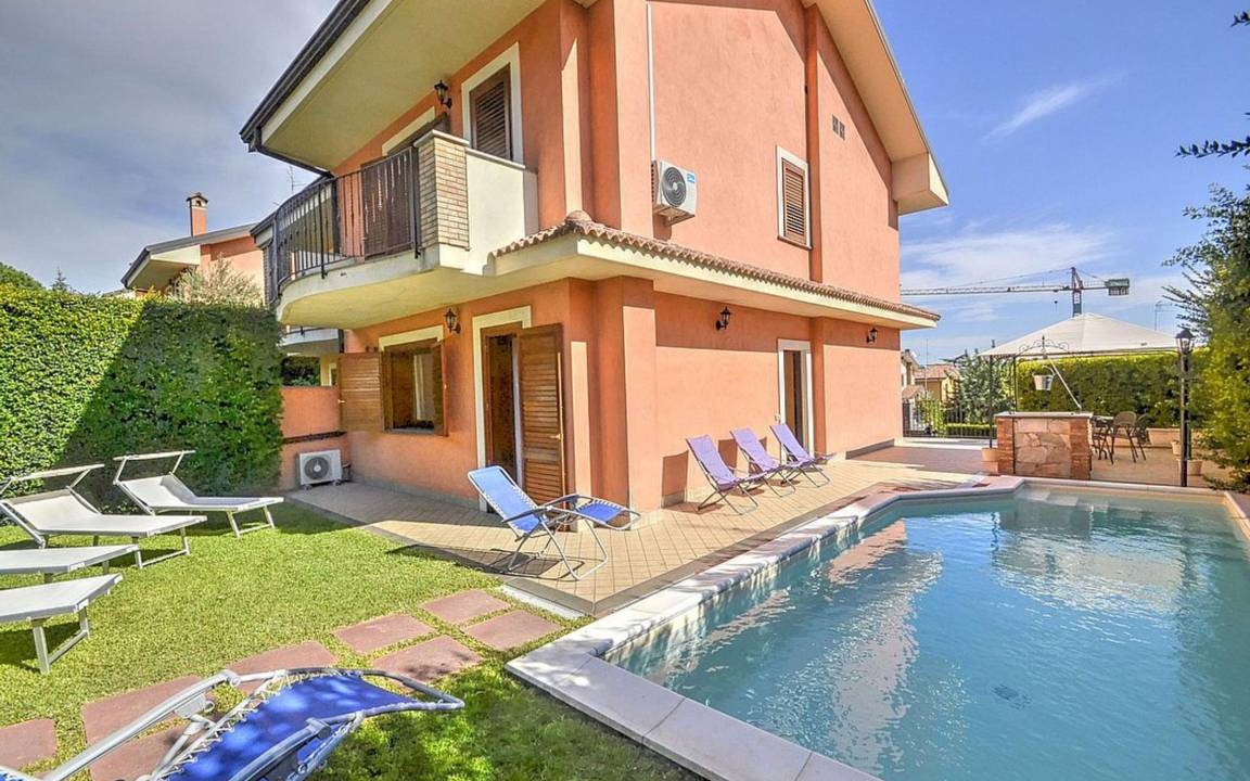 Trecastagni Villa | 250 m² Villa ∙ 6 bedrooms ∙ 16 guests