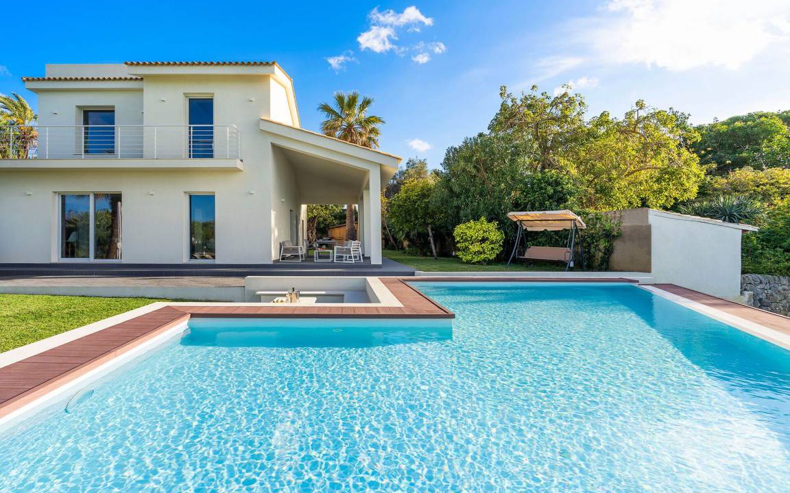 Syracuse Villa | 280 m² Villa ∙ 4 bedrooms ∙ 8 guests
