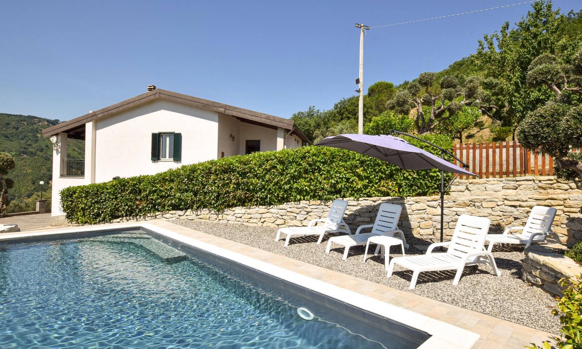 Librizzi House | 3 bedroom beautiful home in Librizzi