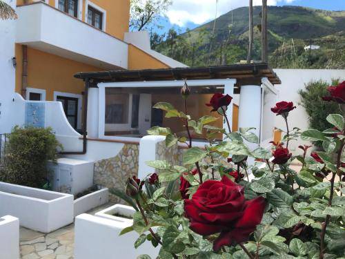 Santa Marina Salina Bed & Breakfast | 30 m² Bed and breakfast ∙ 7 guests