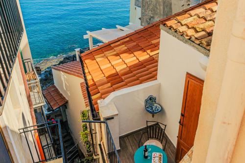 Old Town Apartment | 30 Terrazza Bordonaro
