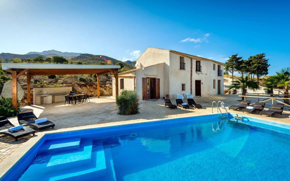 Scopello Villa | 300 m² Villa ∙ 5 bedrooms ∙ 10 guests