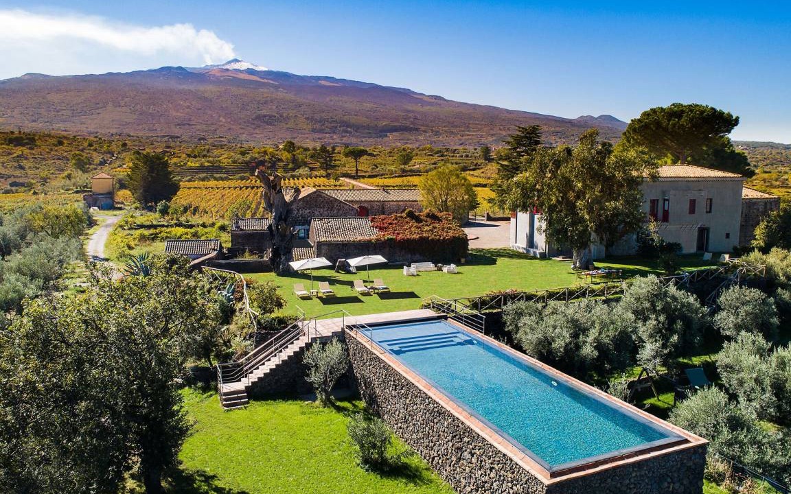 Castiglione di Sicilia Villa | 300 m² Villa ∙ 4 bedrooms ∙ 8 guests